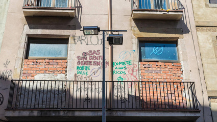 La técnica de una okupa en Madrid para que la dueña no pueda echarla y que le hace perder el control de la situación: "Estoy en la calle"