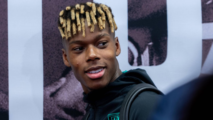 Nico Williams, antes de un encuentro con el Athletic