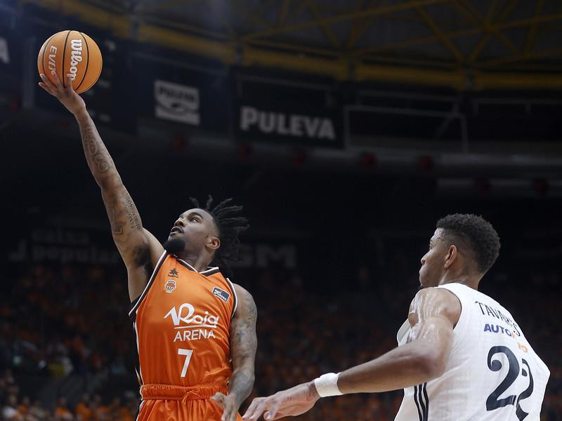 Chris Jones, ante el Real Madrid, en el que ha sido su último encuentro con Valencia Basket