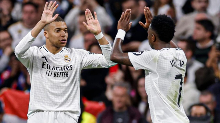 Mbappé felicita a Vinicius por su 25 cumpleaños