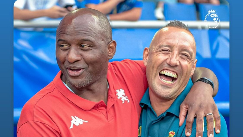 Patrick Vieira y Santi Cazorla
