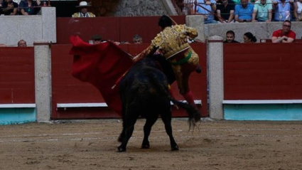 Morante de la Puebla sufre una cornada en Pontevedra