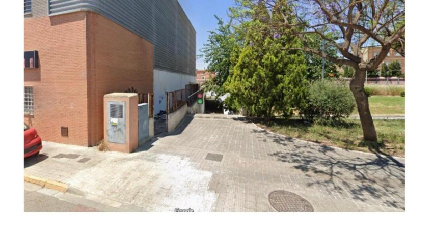 Túnel peatonal junto al túnel de RENFE.