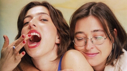 Las hermanas Marina y Teresa Iñesta de Repion