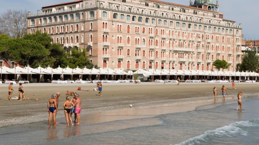 Foto de un hotel italiano con acceso a la playa del año 2009