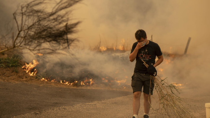Incendio forestal en Carballeda de Avia (Ourense)