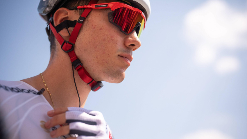 Juan Ayuso, durante la primera etapa de la Vuelta a España en el Piamonte.