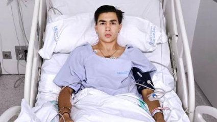Bruno Aloi, en el hospital de Móstoles tras la operación a la que ha sido sometido