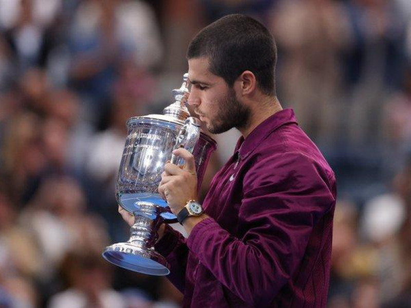 Carlos Alcaraz vuelve a reinar el tenis mundial