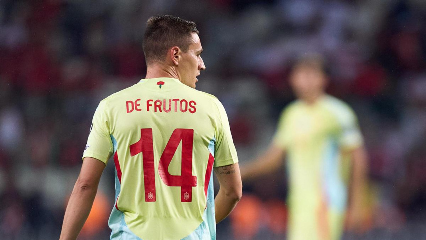 Jorge de Frutos en su debut con la Selección