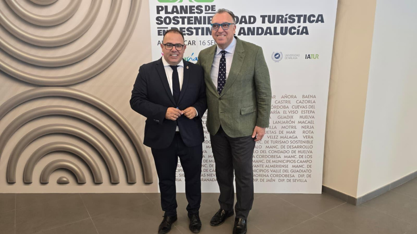 El Parque Azul de Vida Submarina de Almuñécar, protagonista en la presentación de los Planes de Sostenibilidad Turística en Destino