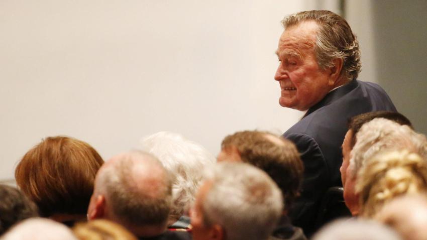 PEl ex presidente George H.W. Bush