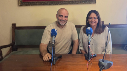 Jaime del Olmo y la concejala de dinamización y festejos, Laura Ara