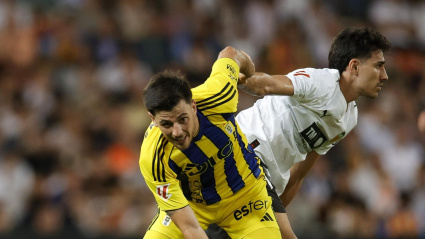 Almeida fue titular y pasó desapercibido en el choque