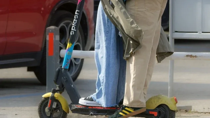 Usuarios de patinete en Barcelona