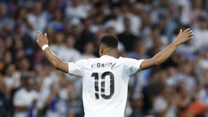 Mbappé celebra el 3-1 del Real Madrid contra el Villarreal