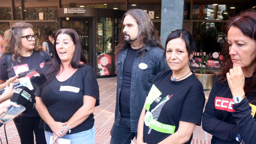 Los cinco sindicatos con representación en la Mesa Sectorial d\'Educació (Ustec, ASPEPC-SPS, CCOO, CGT y UGT) han oficializado su petición de reunión este martes