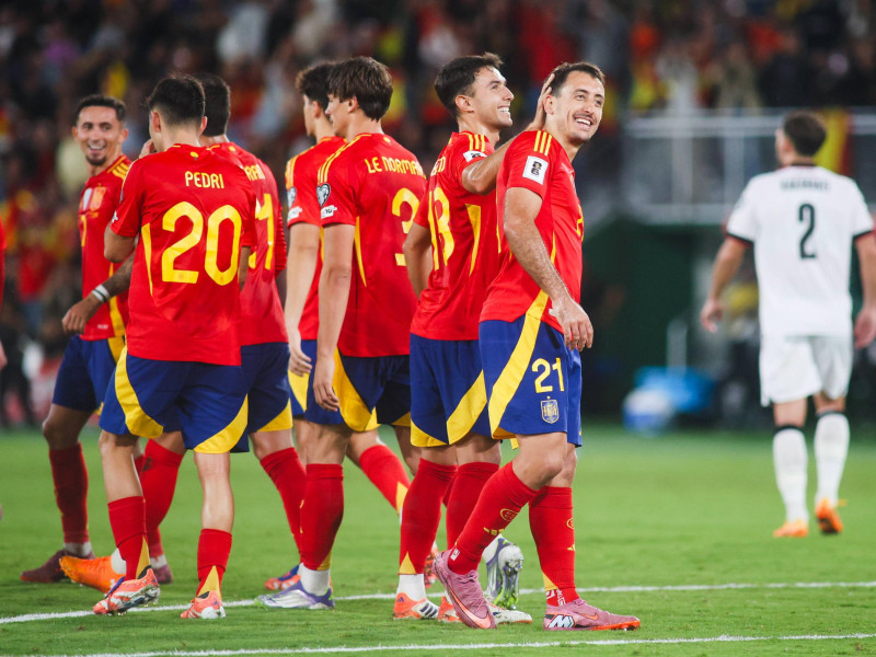 Oyarzabal celebra el 2-0 de España contra Georgia