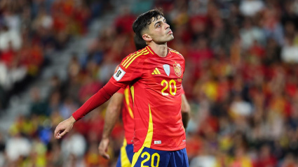 Pedri de España se lamenta durante el partido de clasificación para la Copa Mundial de la FIFA 2026 entre España y Bulgaria en José Zorrilla