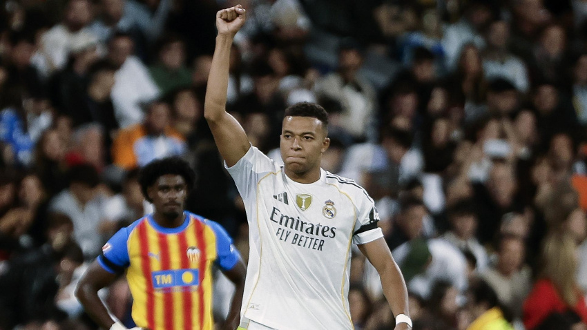 Kylian Mbappé celebra el 1-0 durante el Real Madrid-Valencia