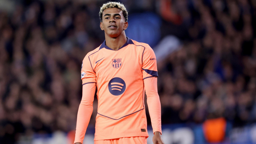 Lamine Yamal, durante el encuentro amistoso ante el Brujas en la Champions League