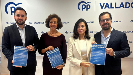 Los parlamentarios del PP presentan el decálogo de apoyo a los autónomos