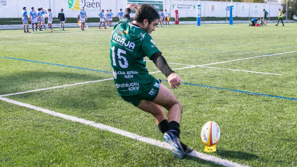 Jaén Rugby se impone a la lluvia y a la presión para sumar una victoria clave