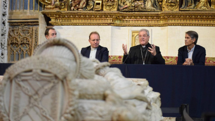 Las puertas de Antonio López de la Catedral de Burgos se podrán contemplar gratis este próximo mes: un paraíso de bronce de 8 toneladas