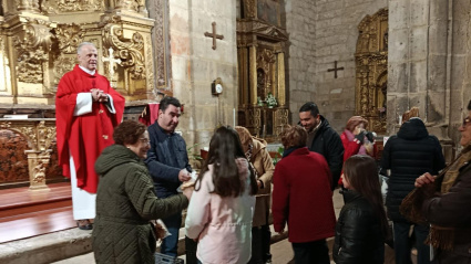 Reparto de los "Tortos" de Santa Catalina