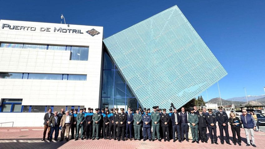 El Puerto de Motril celebra su 20 aniversario con un homenaje a la Policía Portuaria