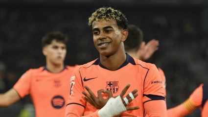 Lamine Yamal celebra el 1-5 del Barcelona contra el Betis
