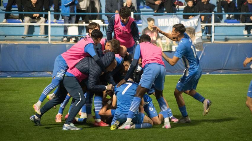 Los jugadores del Águilas FC celebrando uno de los goles