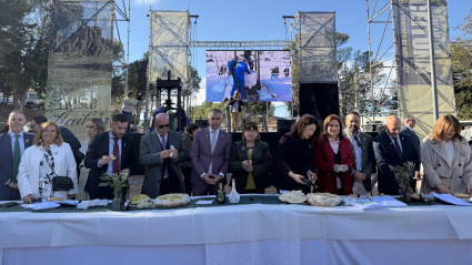 Martos reivindica su identidad aceitunera en una fiesta que mira al futuro