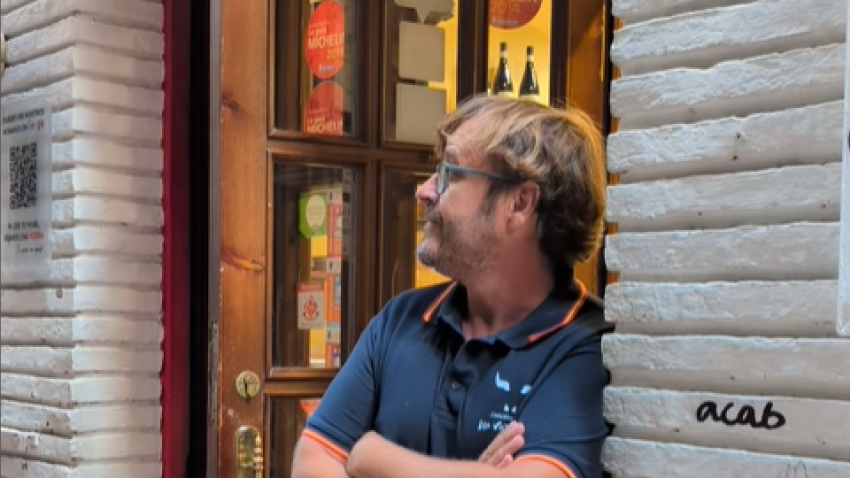 Julián, dueño de 'Los Victorinos'