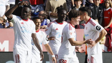 Mendy celebra el gol marcado ante el Oviedo con el Sevilla