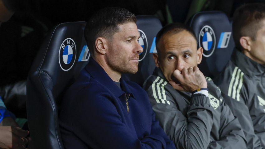 Xabi Alonso sumó su tercera victoria seguida en el Real Madrid, pero sigue muy cuestionado.