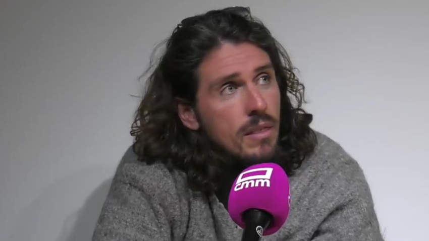 Javi Poves se pegó una monumental rajada contra los árbitros.