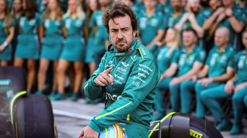 ALONSO Fernando (spa), Aston Martin F1 Team AMR25, retrato durante el Gran Premio de Abu Dabi de Fórmula 1 de 2025, 24ª ronda del Campeonato Mundial de Fórmula Uno de la FIA de 2025