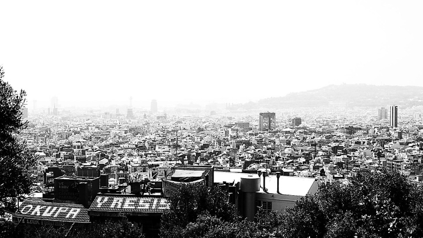 Según ha detallado, para ser considerado vulnerable basta con tener ingresos inferiores a 1.800 euros, una cifra que puede ascender hasta los 2.200 euros si se tienen hijos o personas mayores a cargo.