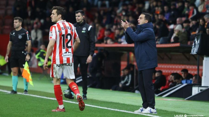 Borja Jimenez en El Molinón