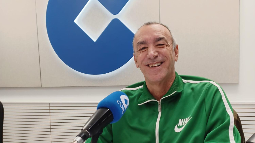 Pascual Broch en los estudios de la Cadena COPE