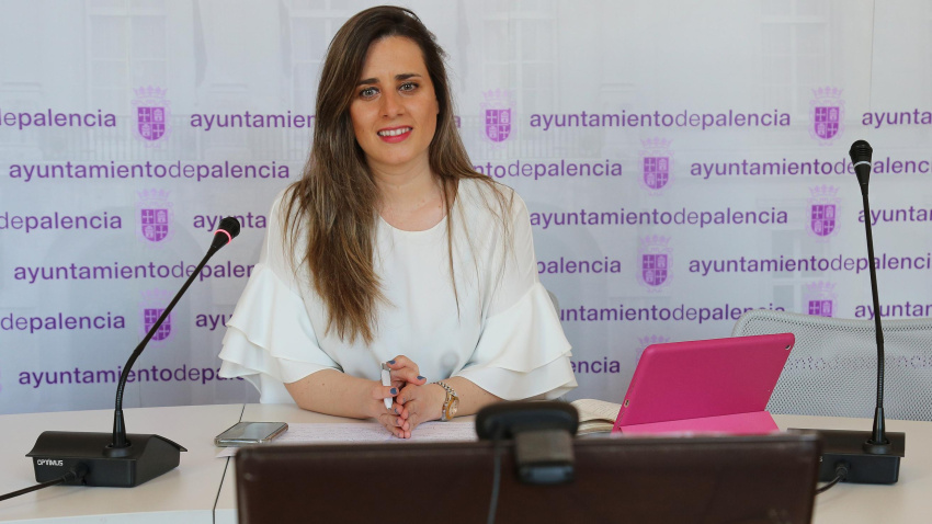 La concejal Laura Lombraña