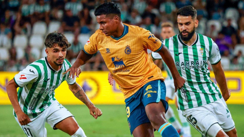 Jeremy jugó en la primera vuelta contra el Córdoba (2-2)