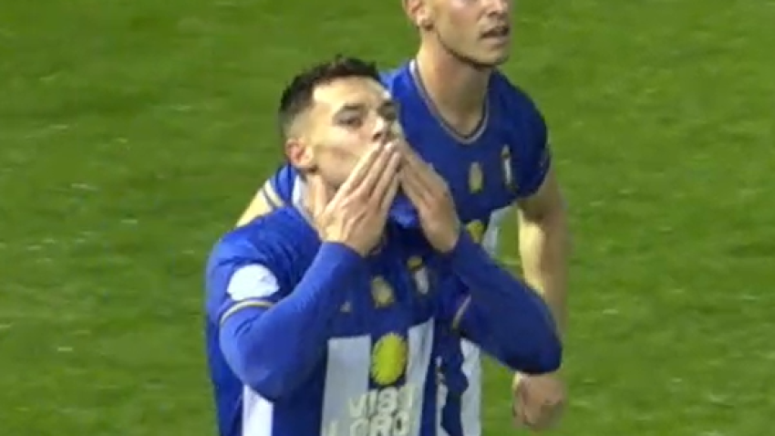 Naranjo celebrando el gol de la victoria