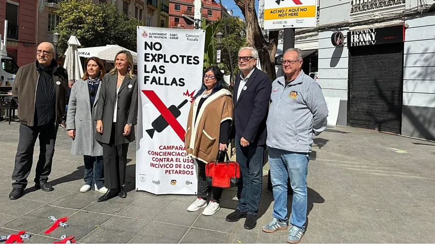 Vecinos, falleros, comerciantes y hosteleros, unidos en la campaña