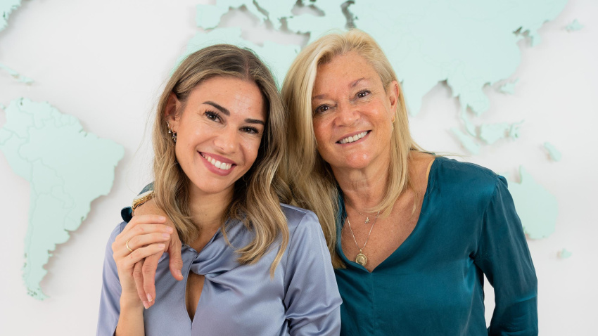 Imagen con las dos fundadoras de FuturLife21.