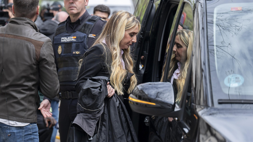 La ex Miss Asturias, Claudia Montes,  a su salida del Tribunal Supremo, a 8 de abril de 2026, en Madrid (España).Alberto Ortega / Europa Press08/4/2026