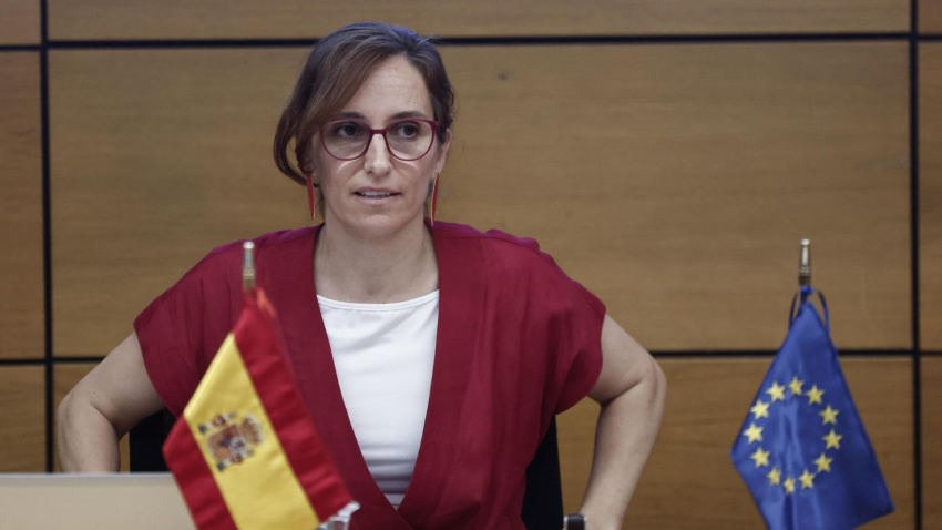 La ministra de Sanidad, Mónica García