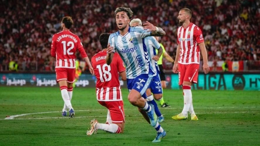 Chupe celebra el ascenso del Málaga a Primera División