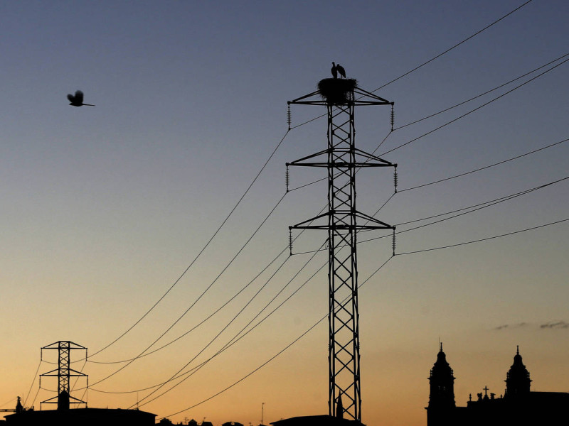 Fotografía de un tendido eléctrico